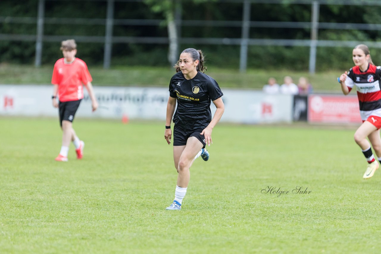 Bild 90 - Loewinnen Cup